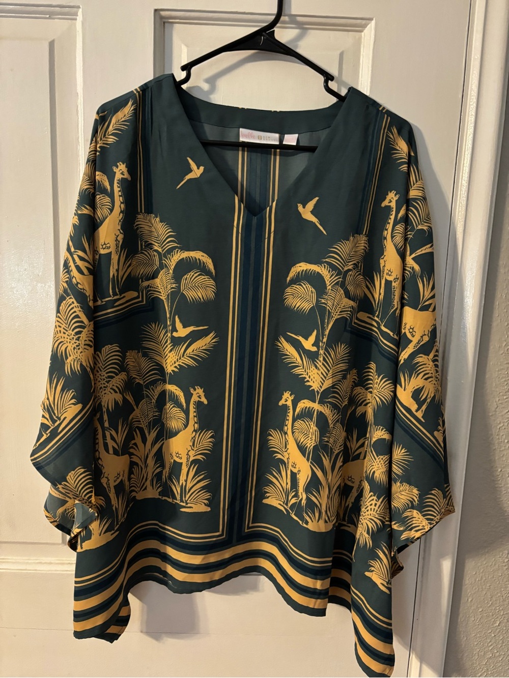 belle | Kim Gravel L Kimono Sleeve Blouse Giraffe Safari Animal Print Green Gold